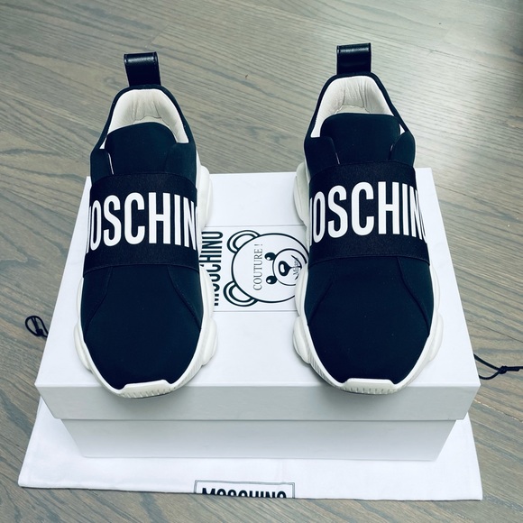 Moschino Teddy Sneakers - Picture 1 of 6